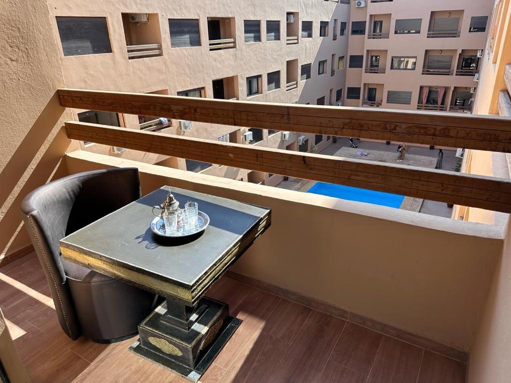 Flat Centre Marrakech ' Train Station ' Aeroport ' Pool Appartement *